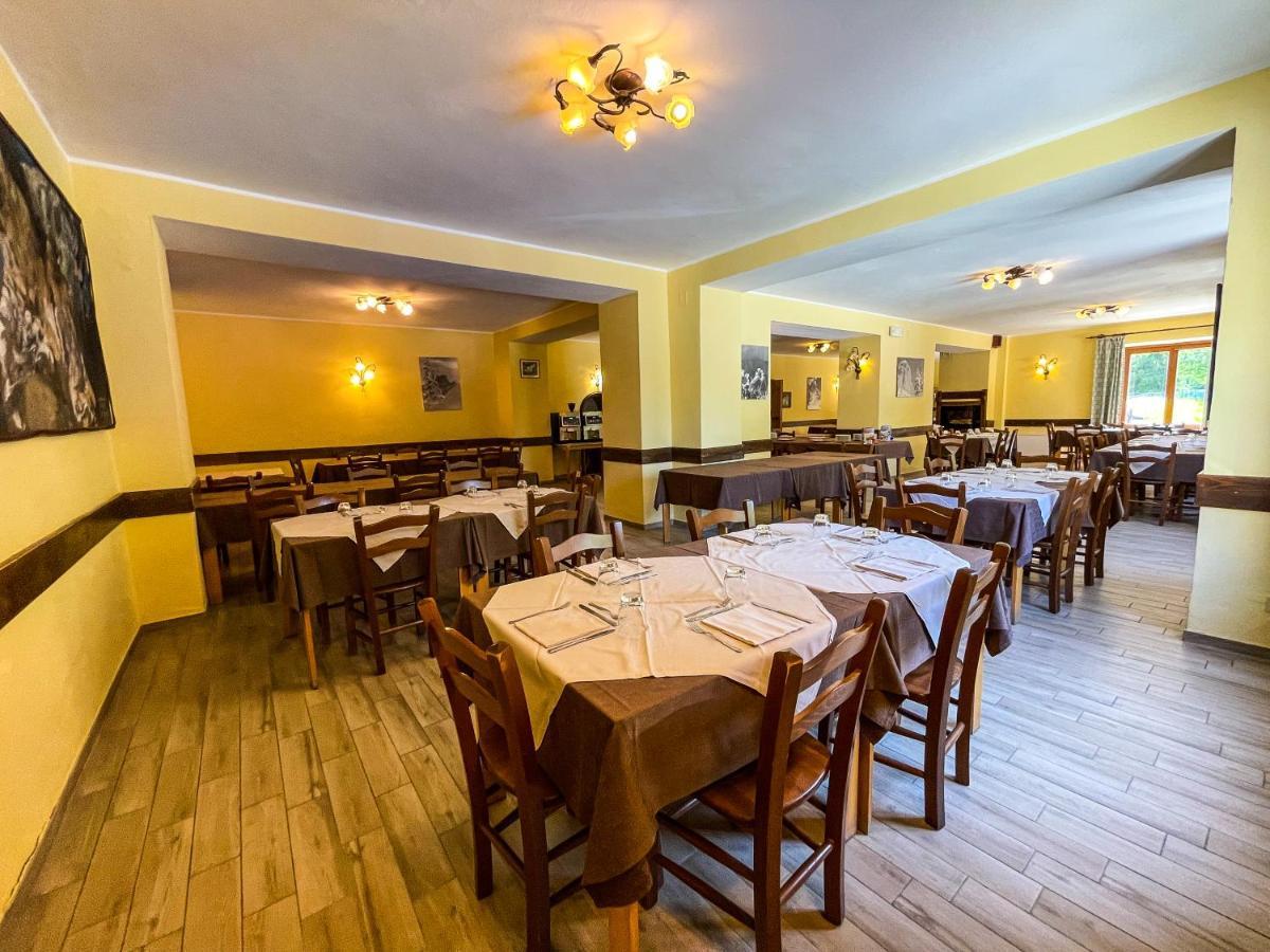 Hotel Al Sasso Di Stria Andraz المظهر الخارجي الصورة