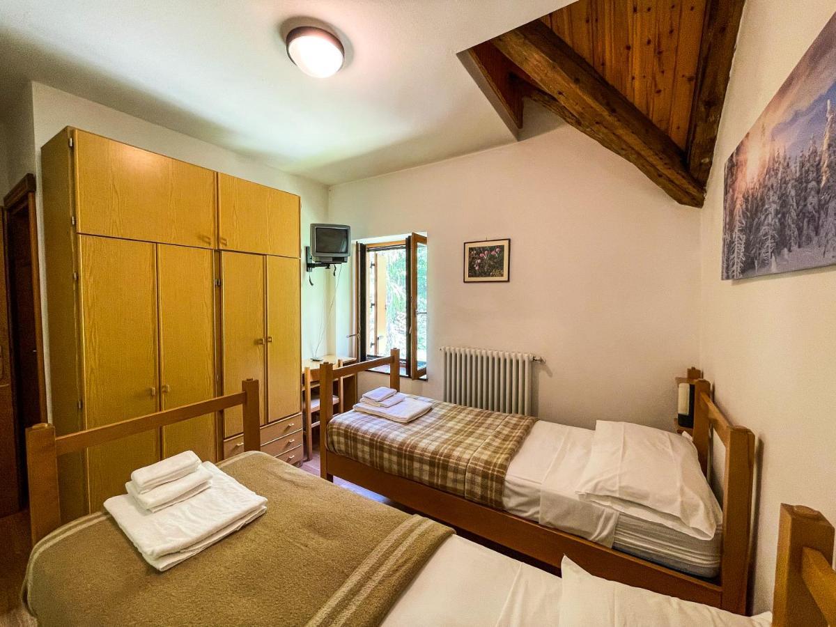 Hotel Al Sasso Di Stria Andraz المظهر الخارجي الصورة