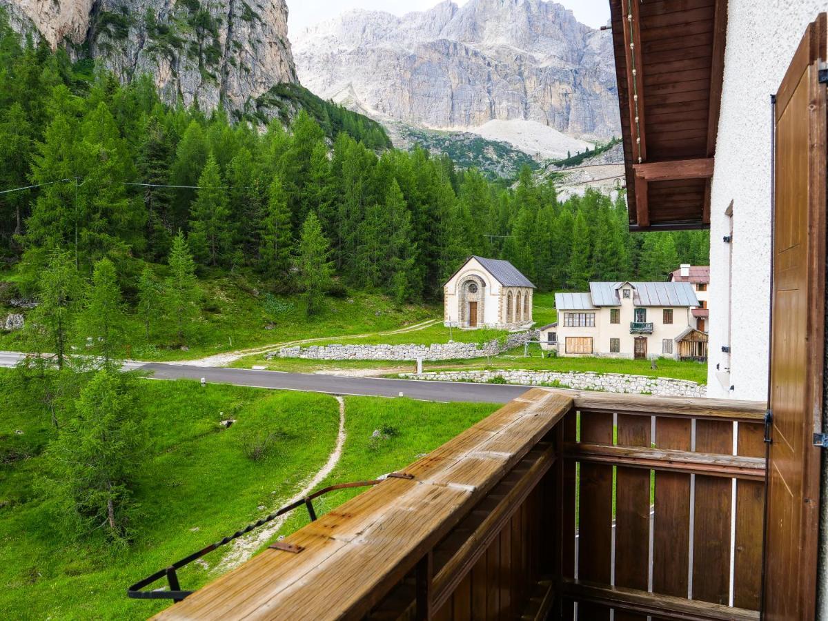 Hotel Al Sasso Di Stria Andraz المظهر الخارجي الصورة