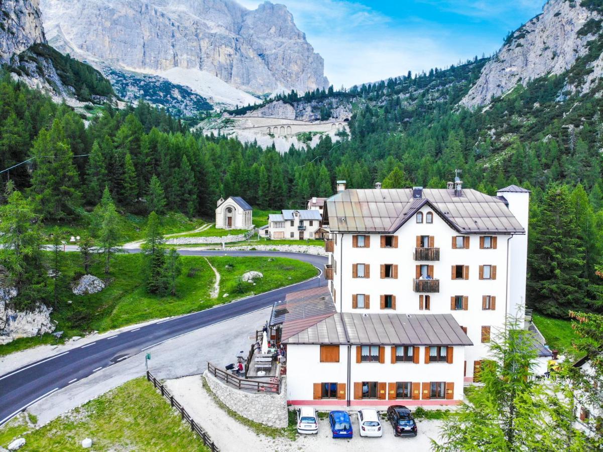 Hotel Al Sasso Di Stria Andraz المظهر الخارجي الصورة