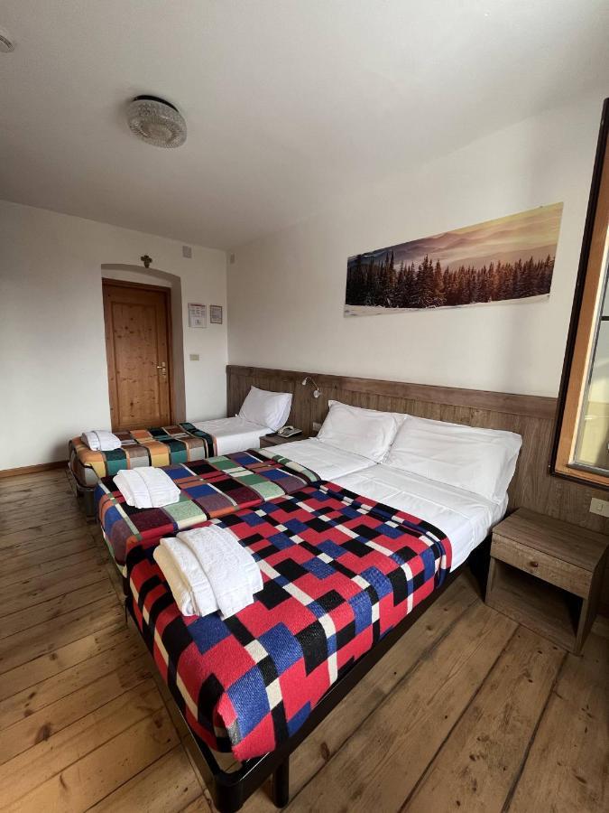Hotel Al Sasso Di Stria Andraz المظهر الخارجي الصورة