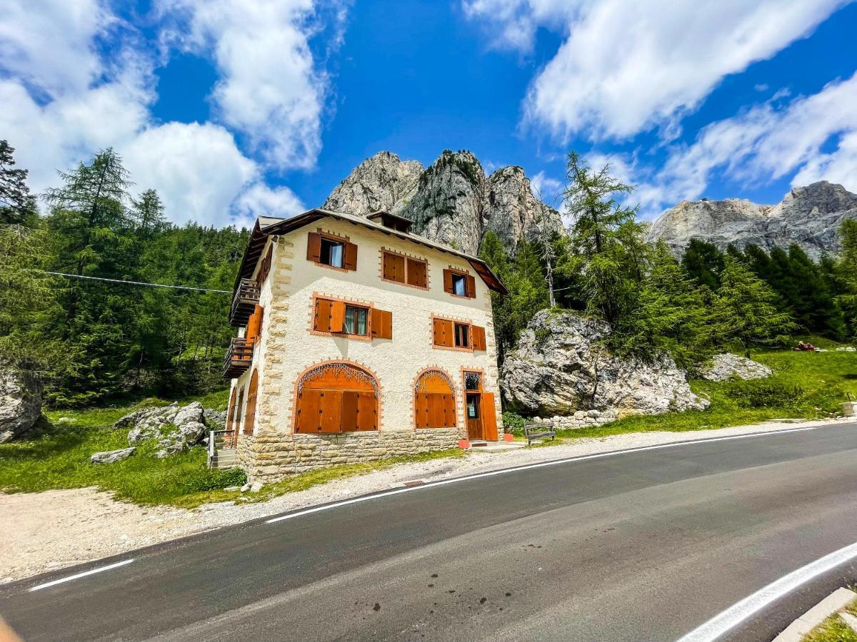 Hotel Al Sasso Di Stria Andraz المظهر الخارجي الصورة