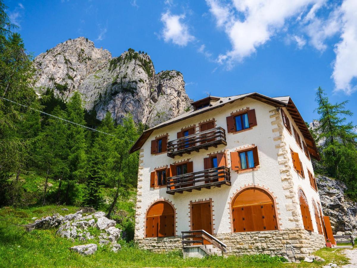 Hotel Al Sasso Di Stria Andraz المظهر الخارجي الصورة