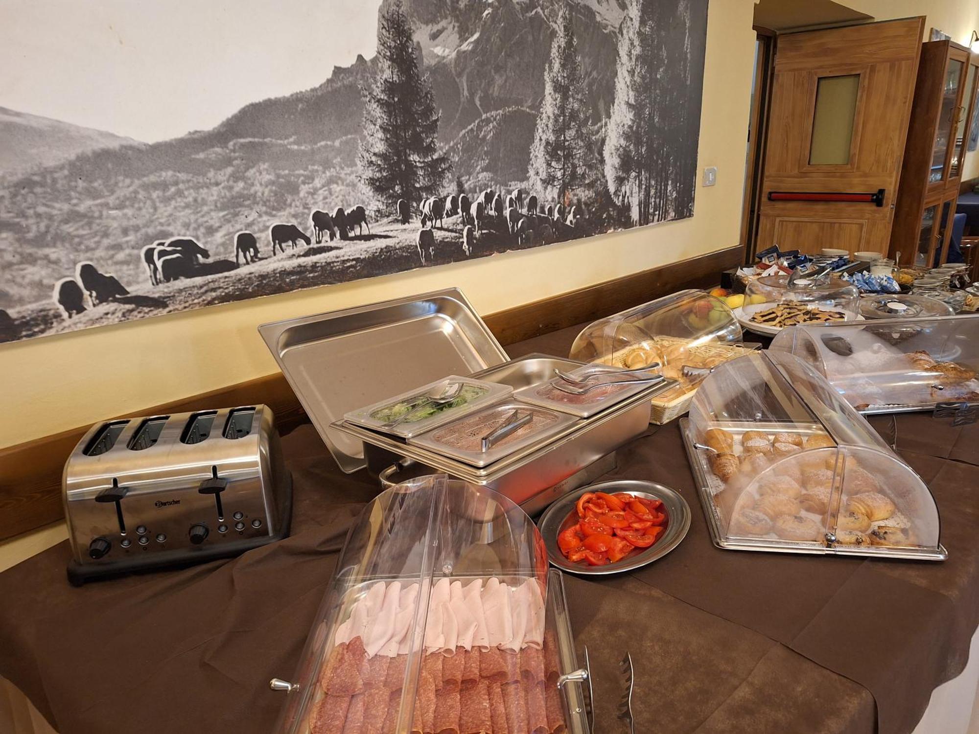 Hotel Al Sasso Di Stria Andraz المظهر الخارجي الصورة
