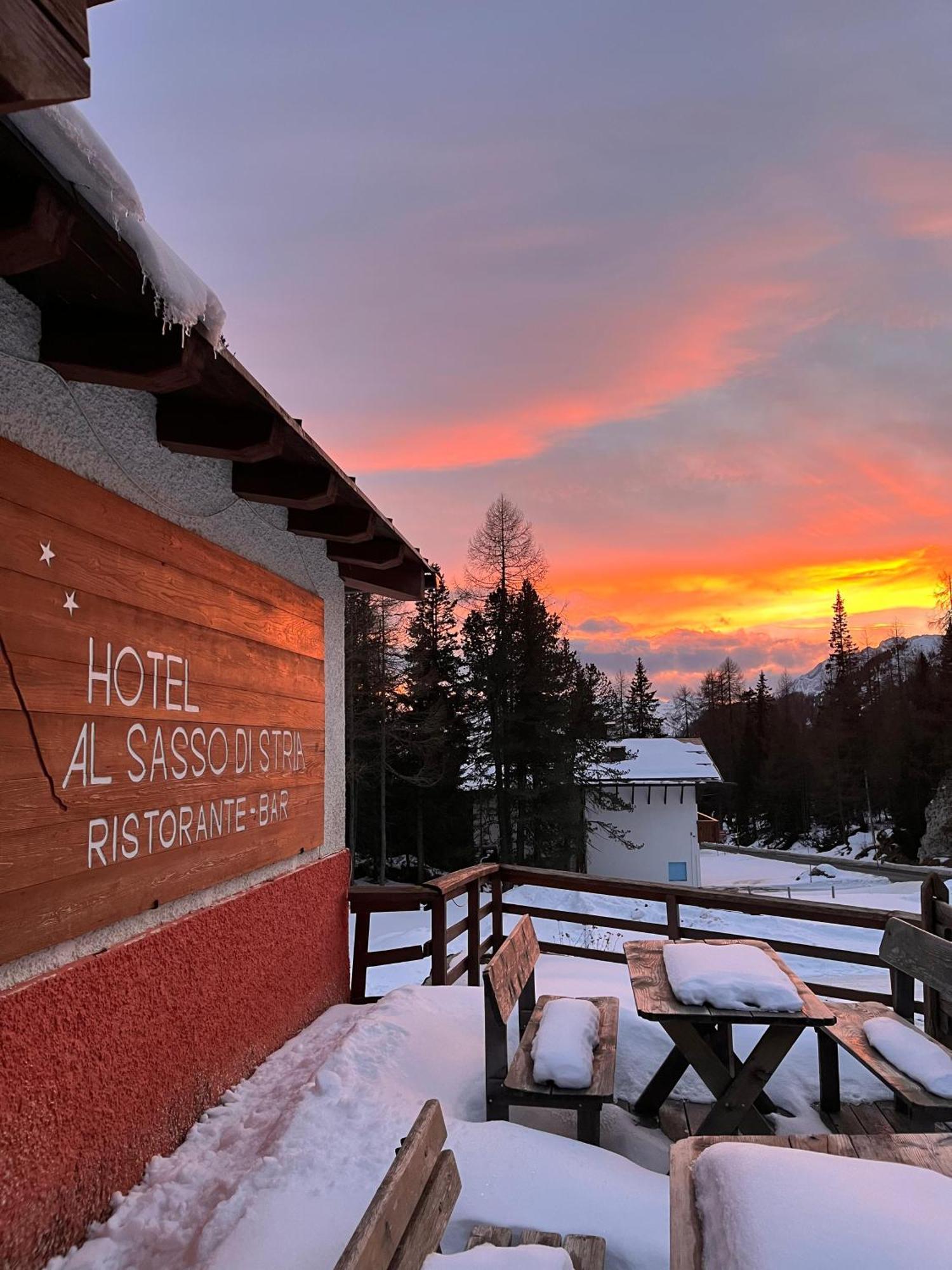 Hotel Al Sasso Di Stria Andraz المظهر الخارجي الصورة